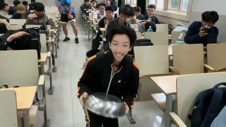 คู่หมั้นของจูดี้ส่งคำอวยพรมาแล้ว!