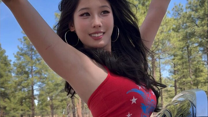 Chị Ảo Tượng lại đi lưu diễn khắp nước Mỹ, giải thích thế nào cũng thấy hơi “trẻ trâu” nhỉ.