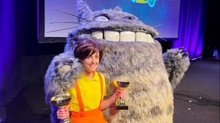 瑞典小姐姐因COS龙猫在 2024年世界Cosplay大赛中拿下大奖！