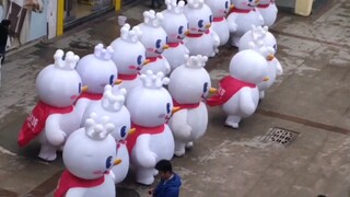雪王蹦迪