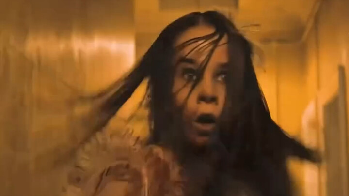Daughter Turns into a Terrifying Vampire, Her Combat Power Skyrockets! "Bloodthirsty Ballet"