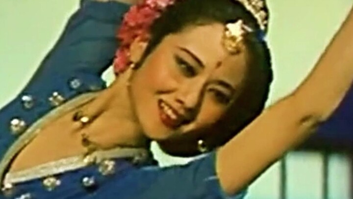 Amazing beauty! Yang Liping's flower-giving dance was so beautiful that it made my jaw drop!