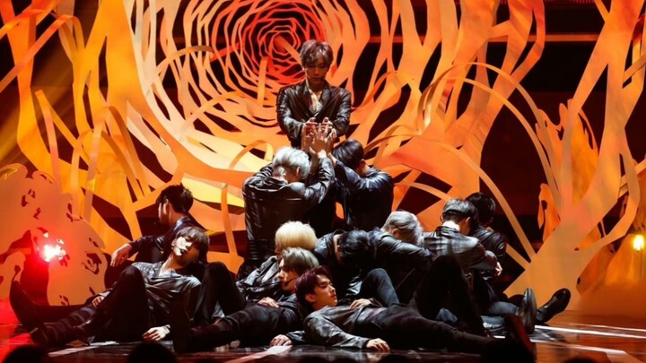 Showing my talkative friend SVT’s “Fear” comeback stage and the 569 straight cut—so handsome it’s an