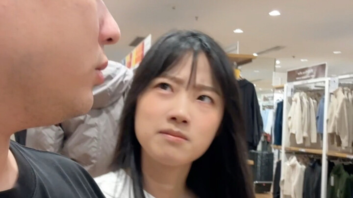 Siapa sih yang nggak pake jepit kecil?