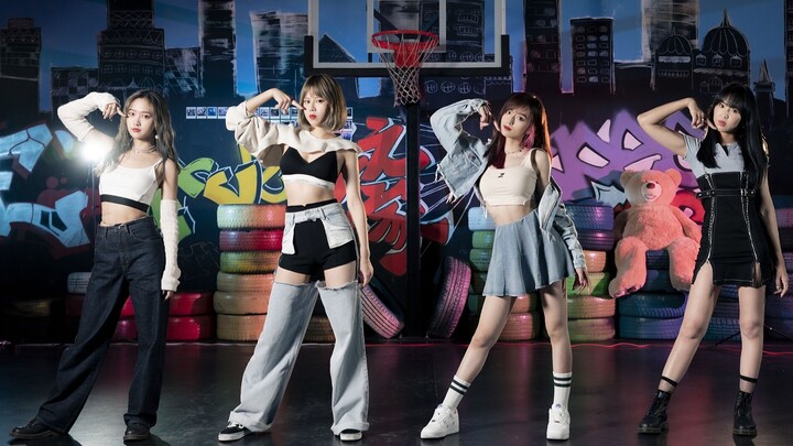 Insufficient clothing funds, dancing clothes are always missing a piece of fabric BLACKPINK Pretty S
