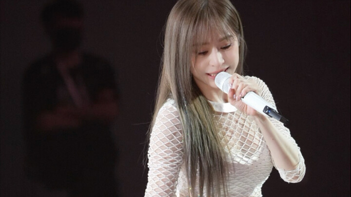 Who understands just how precious Wang Xinling’s “Honey” is? The fans in the audience are all grinni