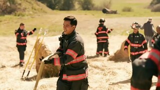 消防员在现场发现了一只断脚