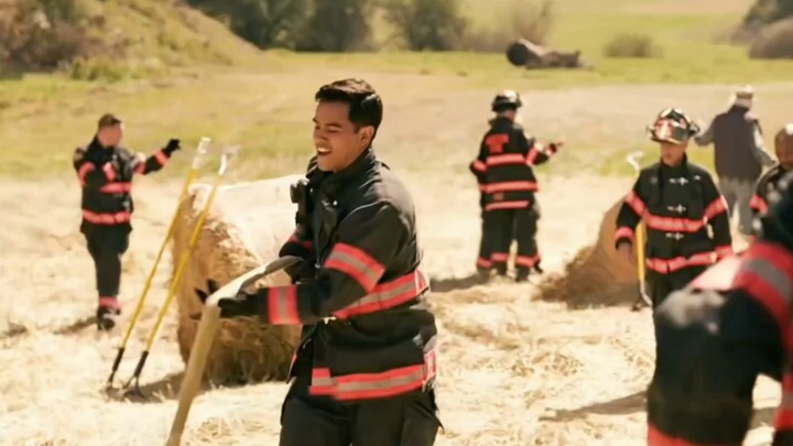 عثر رجال الإطفاء على قدم مبتورة في الموقع.