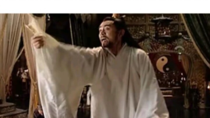 In "The Ming Dynasty 1566", why did Emperor Jiajing dare to kill Yan Shifan but not Hai Rui?
