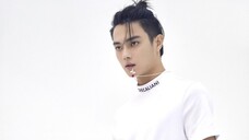 Perjamuan perayaan "Kisah Istana Yanxi", Xu Kai dan Wu Jinyan saling berpelukan