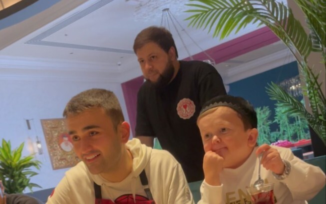 The Tsar and the Flyweight War God