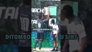 Mancing ikan di Lapangan - Dubbing bola lucu #shorts #dubbingvideo #dubbinglucu #dubbingsepakbola