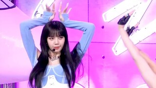 Lisa直拍来了，不愧是蓝衣战神