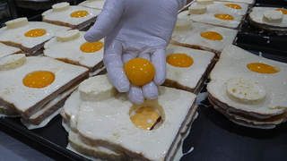 ! / egg yolk ham cheese toast - korean street food