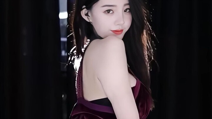 [Brother Xue] Vertical Format - Blood-Spitting Hot Dance!