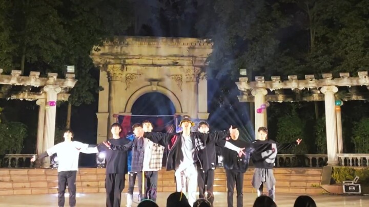 [Chengdu University of Information Technology] Stray Kids-Miroh's explosive male group dance is the 