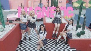 甜妹出击🎀🤘🏻手和脚都很忙的一支舞～Cover: 5km GirlGroup Music: Magnetic - ILLIT