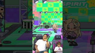KONSER KPOP ATAU KONSER JATHILAN ? #ahaworld #leikagaming #leika #gaming #viral #shorts #family
