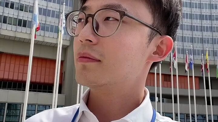 Sarjana, tapi magang di PBB