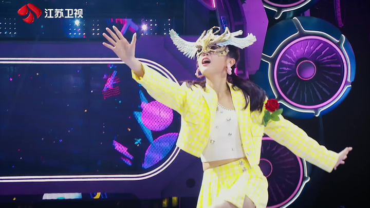 สดใสปนเศร้า เวทีร่วมกันของกระต่ายไม่กินผัก “ส่งดอกไม้แดงดอกเล็กให้คุณ” ถอดแบบเนื้อเรื่องภาพยนตร์มาอย