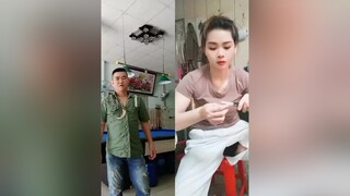 duet cùng  mặc quần rách kì e😛😛😛😛😛hàihướcvuivẻ