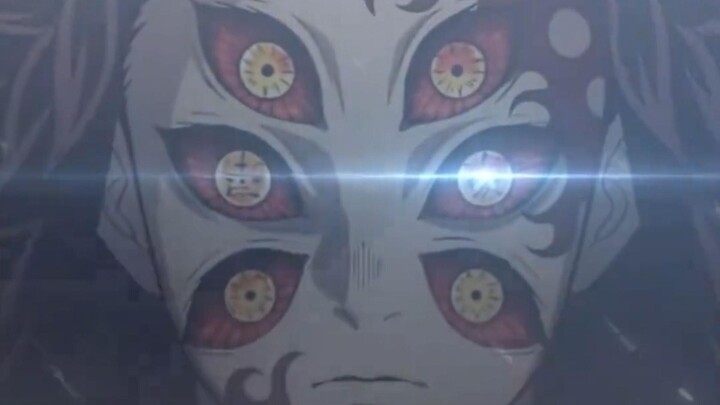 Ji Guoyuan gets all sly and cunning as soon as his older brother is mentioned.