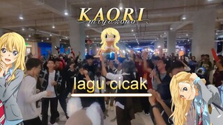 ketika lagu cicak (hikaru Nara) di putar saat flashmob  di nipah mall makassar