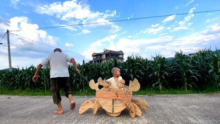 Wooden hairy crab made by grandpa runs “amuck”