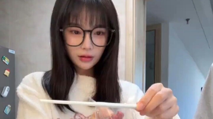 ไม่กล้าพูด