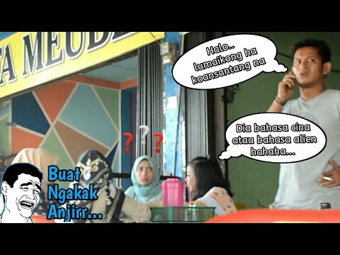 PRANK Telponan Pakai Bahasa Cina Di Tempat Umum - Buat Ngakak Anjirr