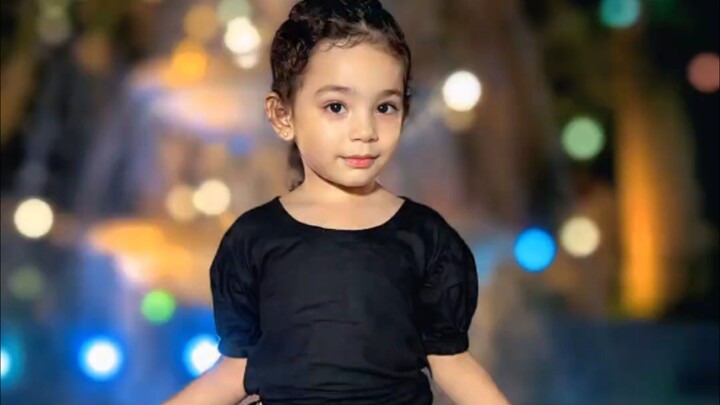 the little Queen 👑 of Pakistan punjab pakpattan shareef