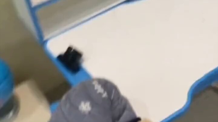 Emang nggak tahan nahan deh