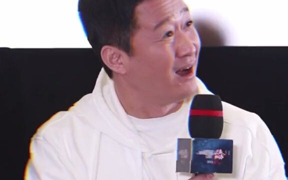 When I watched The Wandering Earth 2 for the second time, I was amazed to discover that it had trans