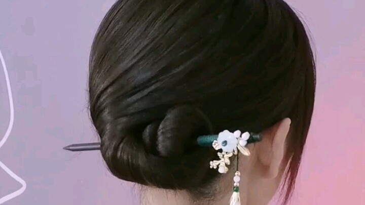 ทรงผมปิ่นปักผม