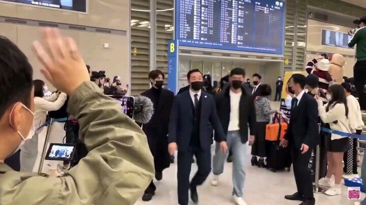 ENHYPEN HAS SAFELY ARRIVED IN SOUTH KOREA