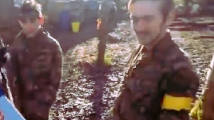 ⚡️Ukrainian soldiers show off their 2D gun skins⚡️