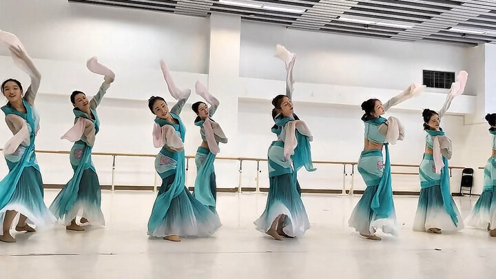 A rehearsal clip from the dance drama "Confucius," performed by the China National Opera & Dance Dra