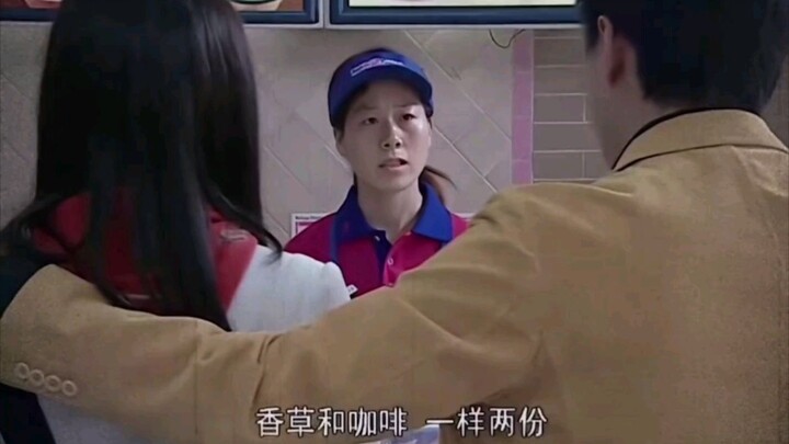 Pegawai toko: Sial, kerja aja udah bikin sebel!