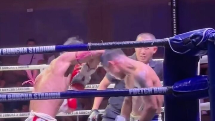 Insane muaythai fighter taking elbows like it’s nothing!