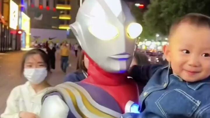 Ultraman Zero is sad