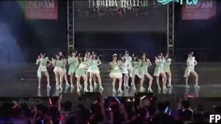 JKT48 - Pareo wa Emerald @ Konser JKT48 RTV (27-6-2015)