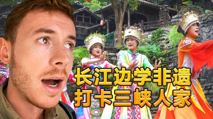 Blogger Inggris: Mengunjungi Desa Tiga Ngarai, Menikmati Pengalaman Budaya Etnis yang Mendalam, dan 