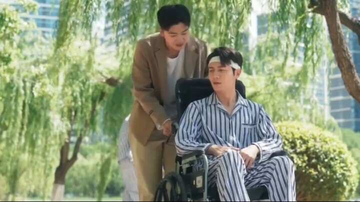 หลังอุบัติเหตุ เขาจำได้ทุกคน ยกเว้นรักแรกที่ตามจีบ 7 ปี เพื่อนจึงเผยว่าเธอไม่เคย