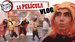 ¡El elenco de Kimetsu no Yaiba va a ver Mugen Train! - KNY Cosplay Vlog