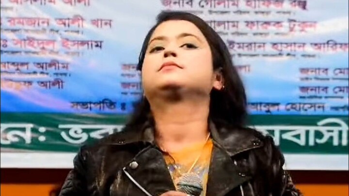 tomake chai Ami aro kache। odhora alo