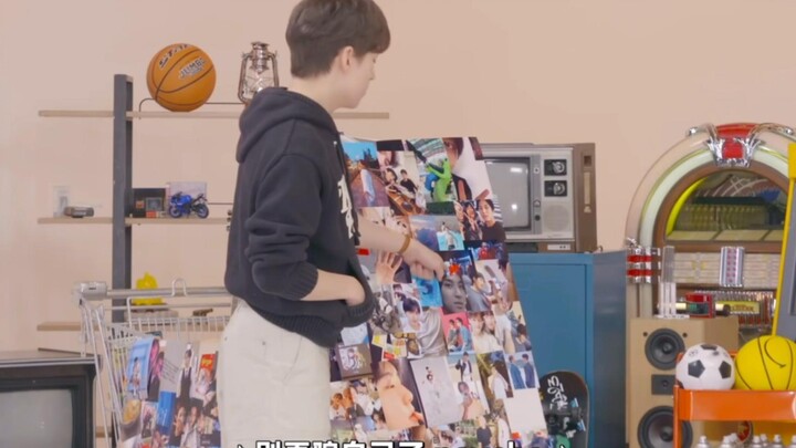 الشخص التالي: أريد غناء "Psycho"، لكن النص الصيني صعب النطق!