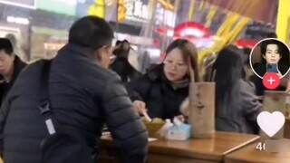 Wang Hedi’s Vietnamese fans checked into the barbecue restaurant owned by his father ~ Fans in the c