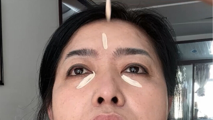 Bawa Bibi kembali ke usia dua puluhan! Abadikan momen terindah
