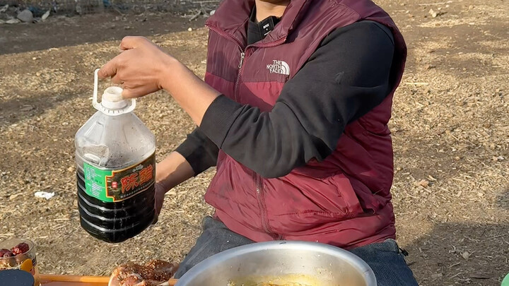 简简单单吃肉