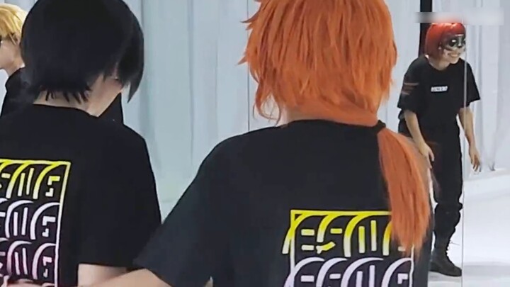 [ES] [Knights] How dare you do a blindfolded double combo with this skill!? Also known as: Who! Is t